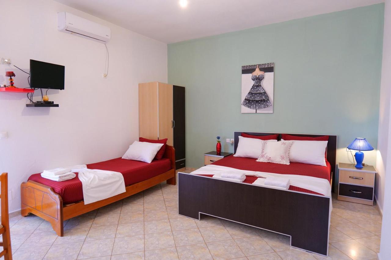 Villa Seventh Heaven Sarandë Exterior foto